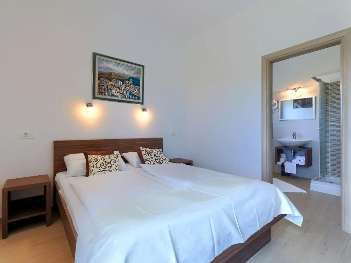 Holiday Home Villa Sosi By Interhome Umag