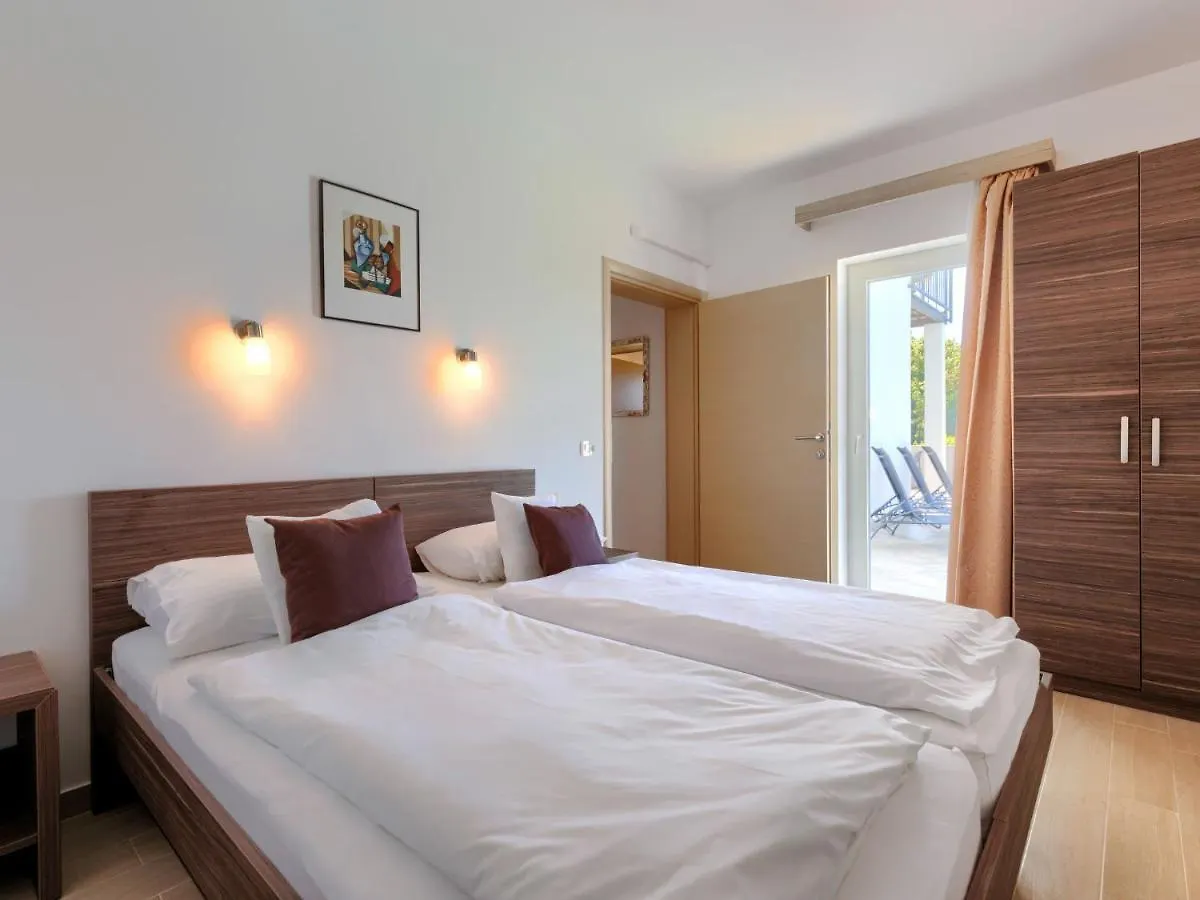 Holiday Home Villa Sosi By Interhome Умаг
