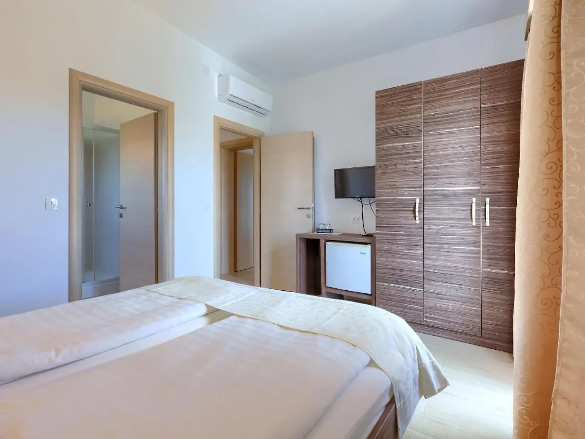 Holiday Home Villa Sosi By Interhome Умаг
